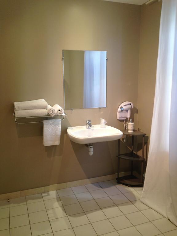 Le Relais Des Bergers Hotel Saint-Martin-en-Haut ภายนอก รูปภาพ