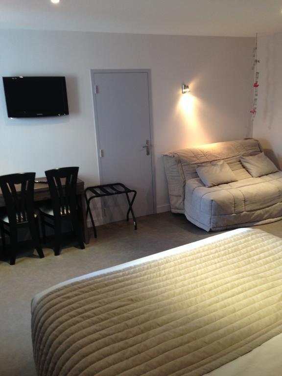Le Relais Des Bergers Hotel Saint-Martin-en-Haut ห้อง รูปภาพ