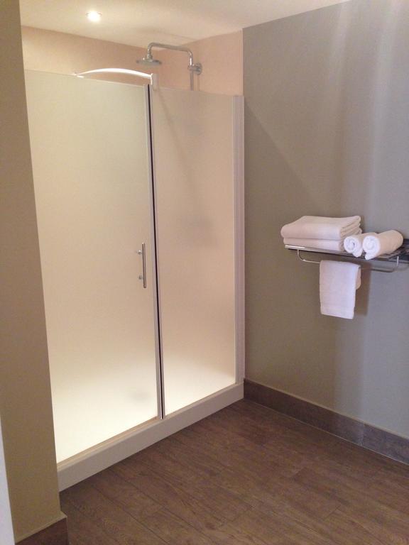 Le Relais Des Bergers Hotel Saint-Martin-en-Haut ภายนอก รูปภาพ