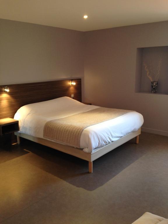 Le Relais Des Bergers Hotel Saint-Martin-en-Haut ห้อง รูปภาพ