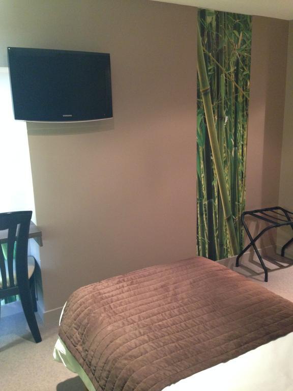 Le Relais Des Bergers Hotel Saint-Martin-en-Haut ห้อง รูปภาพ