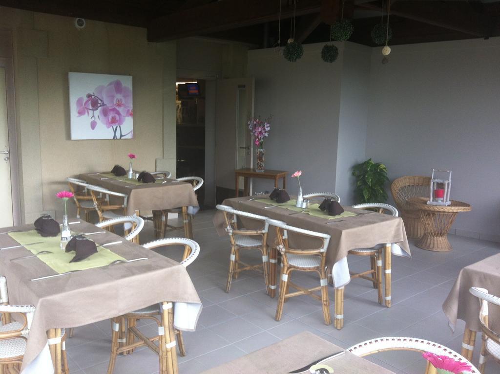 Le Relais Des Bergers Hotel Saint-Martin-en-Haut ภายนอก รูปภาพ